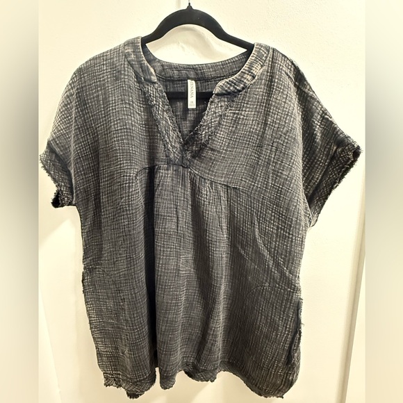 Zenana Double Gauze Raw Edge V-Neck Tank